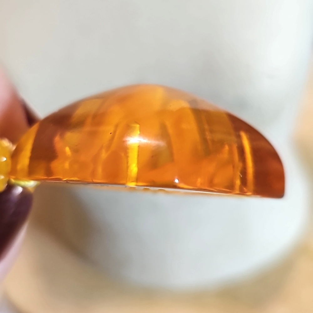 Stunning Amber Bakelite Necklace - Picture 10 of 11